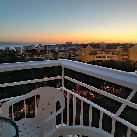 Hercules Paradise 531 Con Vistas Al Mar Mediterraneo En A Pasos Del Centro Y Su Vibrante Zona Comercial Disfruta De Experiencia Unica En La Costa Del Sol Malaga Andalucia Well-connected To The Airport Lägenhet Benalmádena